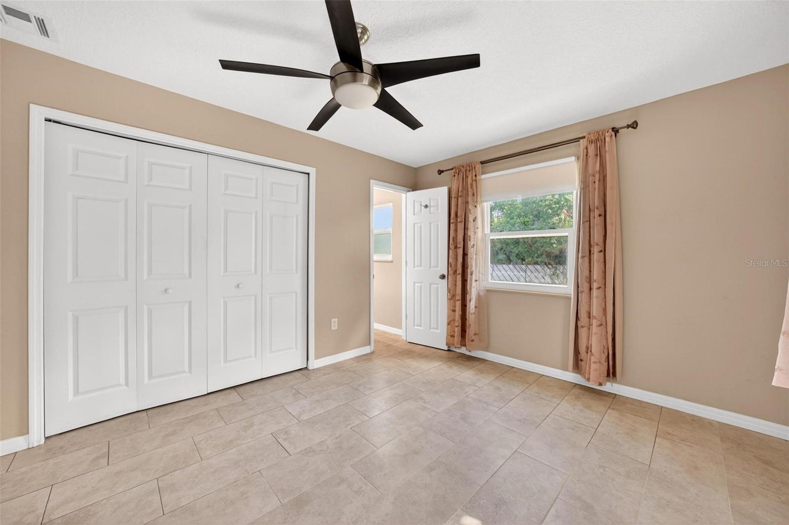 QUEENS MIRROR 3RD ADD TO CASSELBERRY - Residential