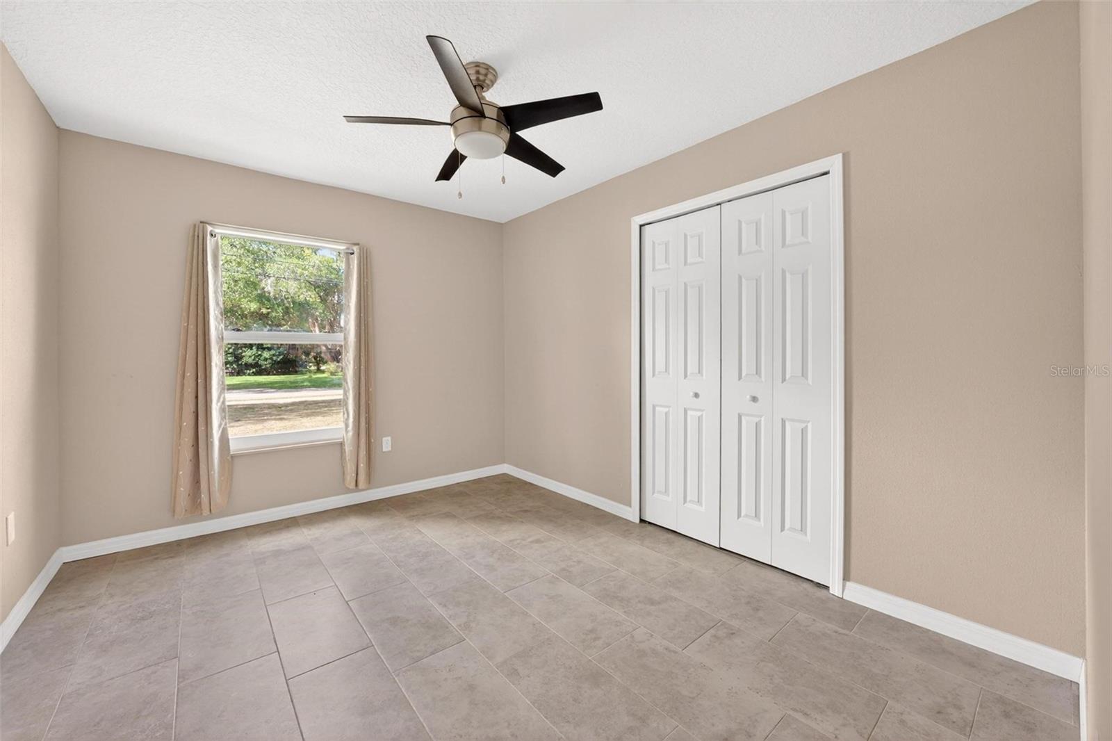 QUEENS MIRROR 3RD ADD TO CASSELBERRY - Residential