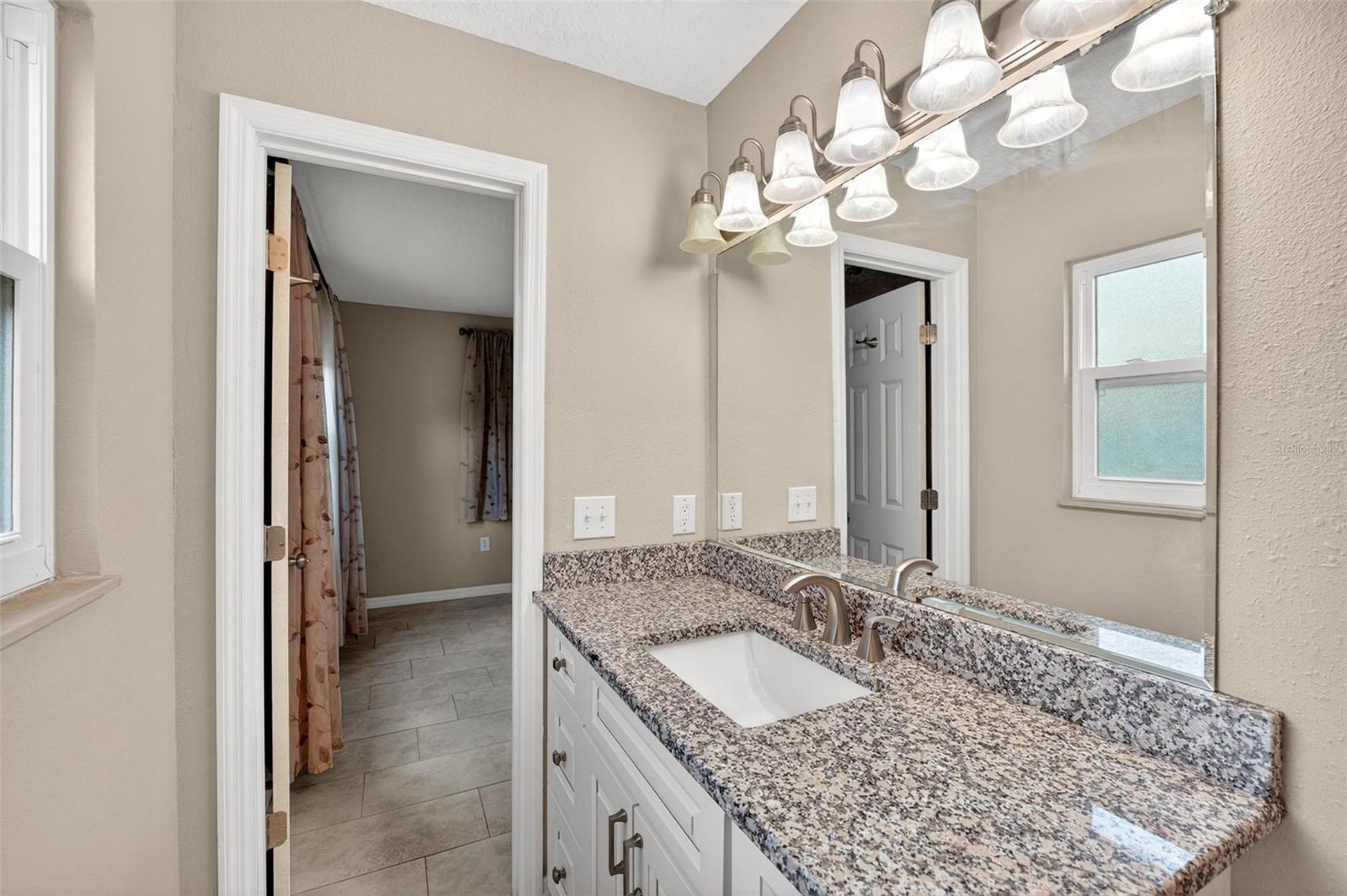 QUEENS MIRROR 3RD ADD TO CASSELBERRY - Residential