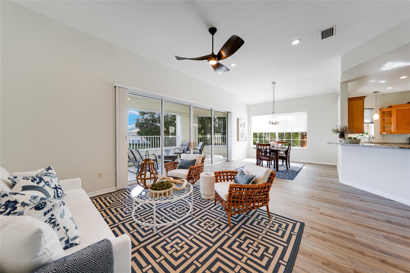 TRIANO - Residential