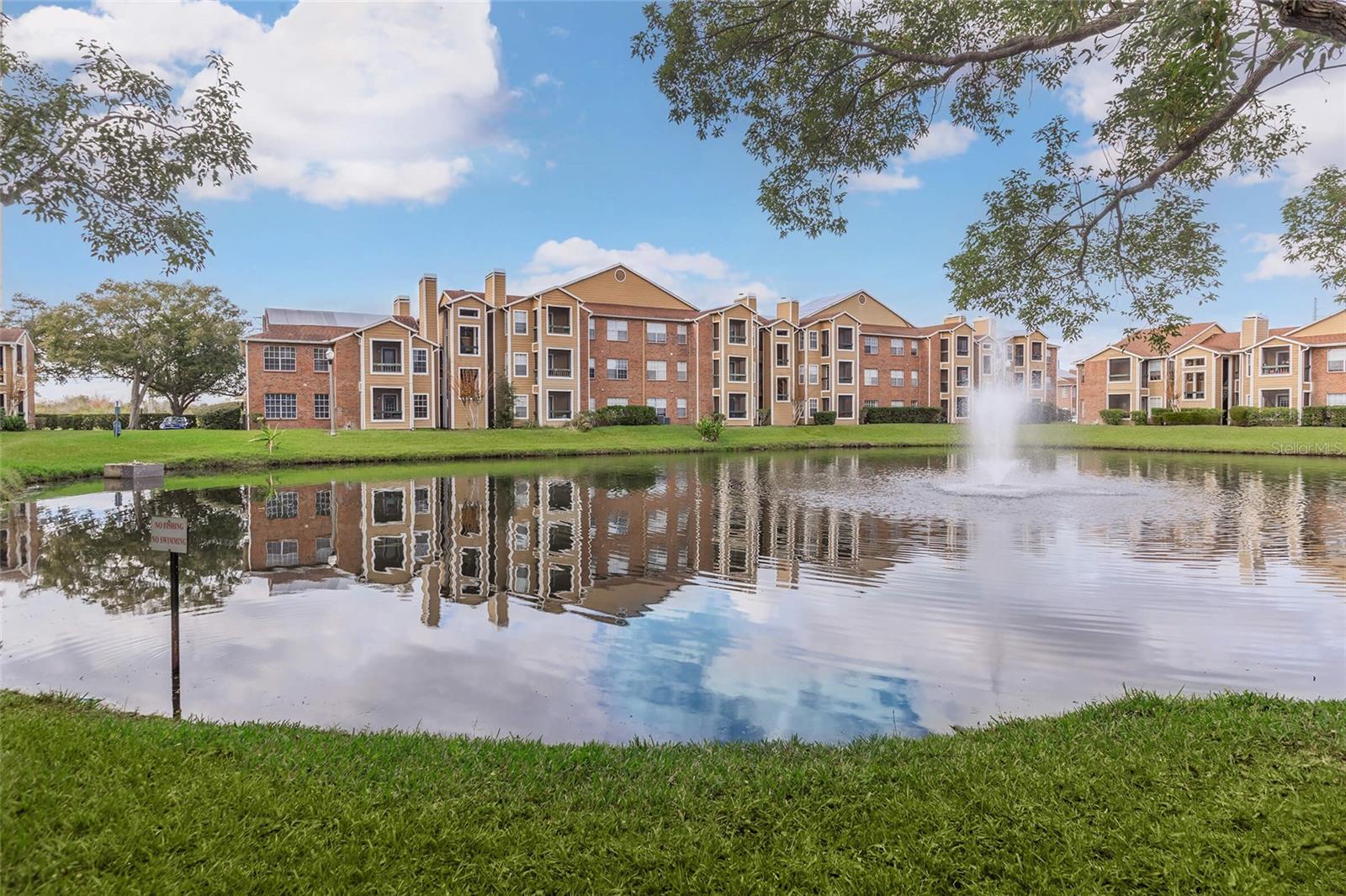 Fantastic opportunity just 10 minutes from Orlando International Airport! This 2-bedroom, 2-bath unit is located near major supermarkets, restaurants, and shops, right off Semoran Blvd and Pershing Ave. The property needs renovation in the kitchen and bathrooms, offering the perfect canvas for an investor or a buyer ready to personalize. Ideal as a rental income property or primary residence in a high-demand area. Seller is motivated and open to reasonable offers — don’t miss this chance to own in one of Orlando’s most accessible locations!