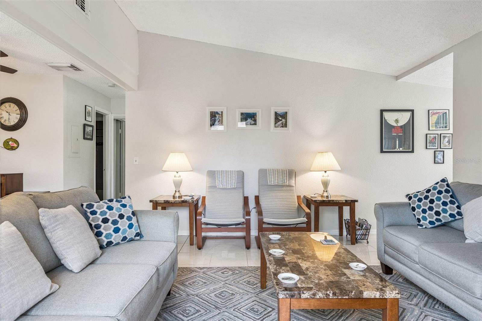 3037 ANTIQUE OAKS CIRCLE 156