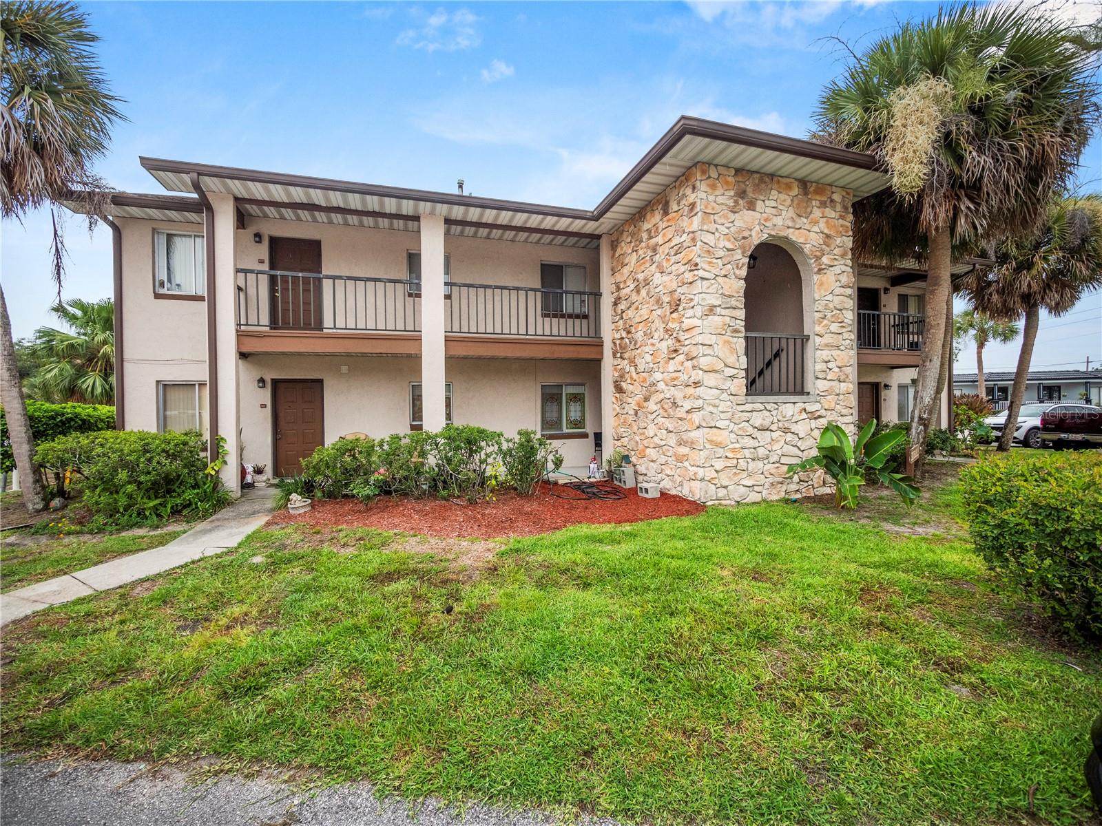 View WINTER HAVEN, FL 33884 condo