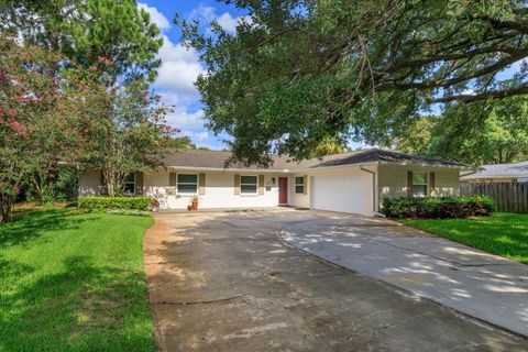 A home in WINTER PARK