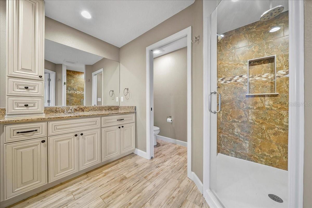 COUNTRY MILE FARMS - Residential