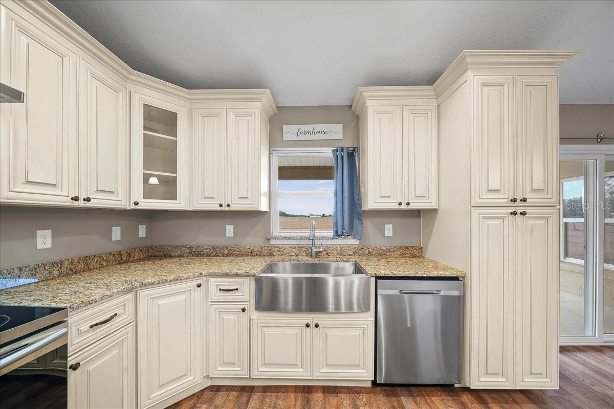 COUNTRY MILE FARMS - Residential