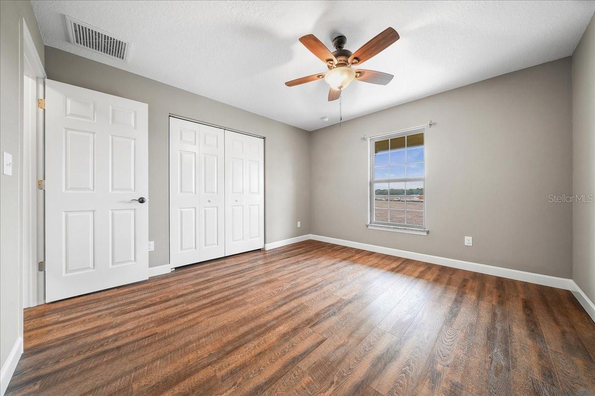 COUNTRY MILE FARMS - Residential