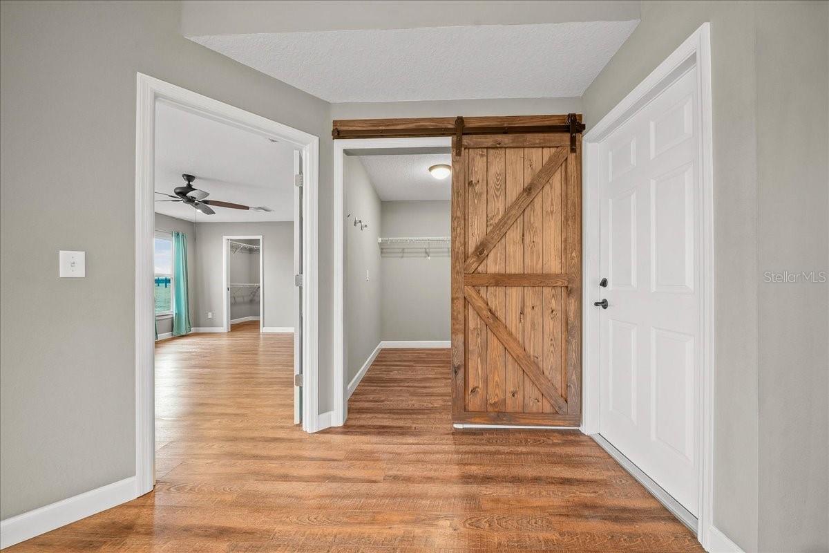 COUNTRY MILE FARMS - Residential