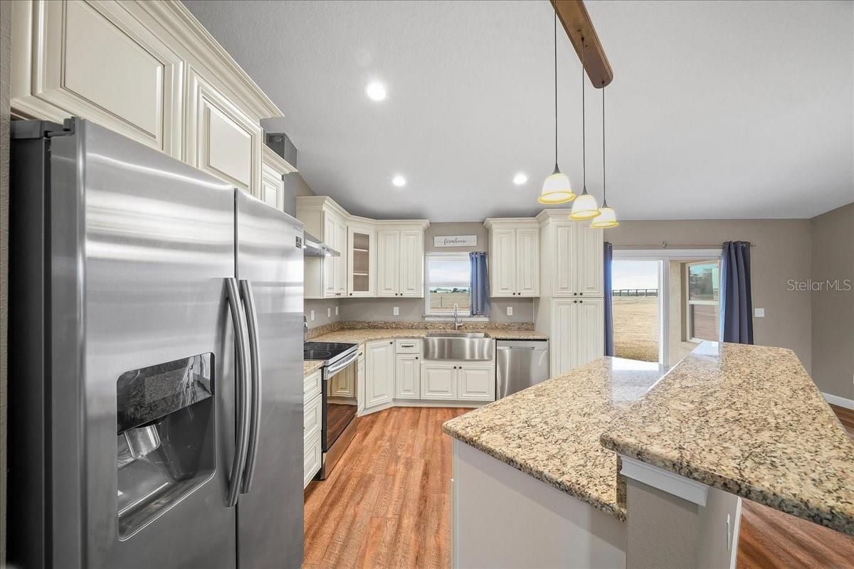 COUNTRY MILE FARMS - Residential