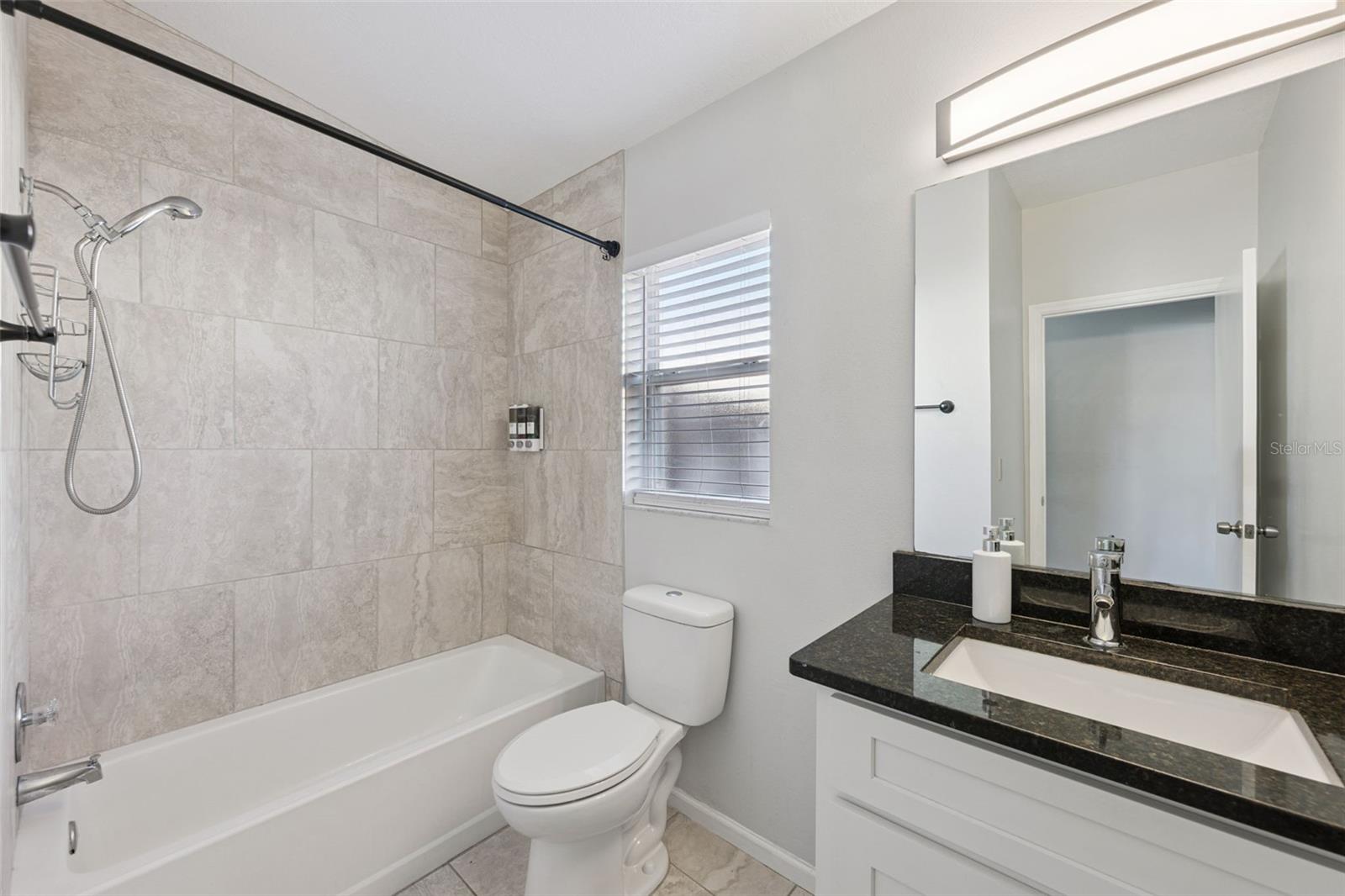 BRADFORD COVE PH 01 - Residential