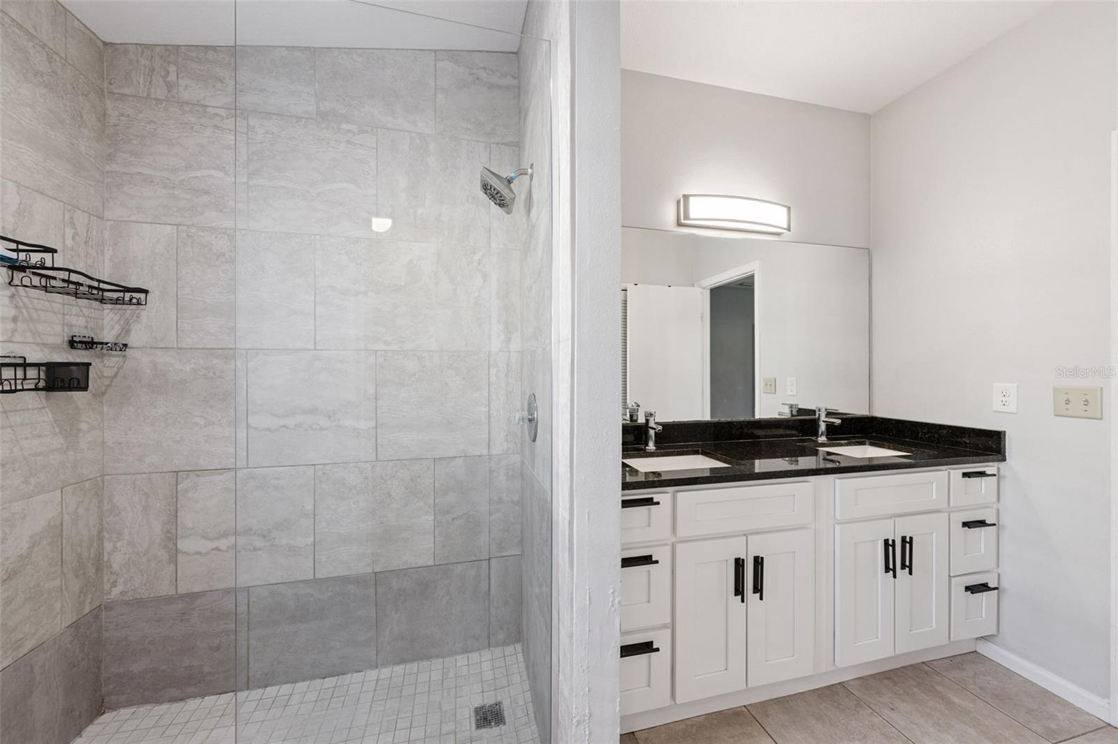 BRADFORD COVE PH 01 - Residential