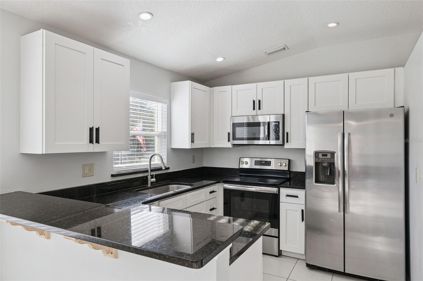 BRADFORD COVE PH 01 - Residential