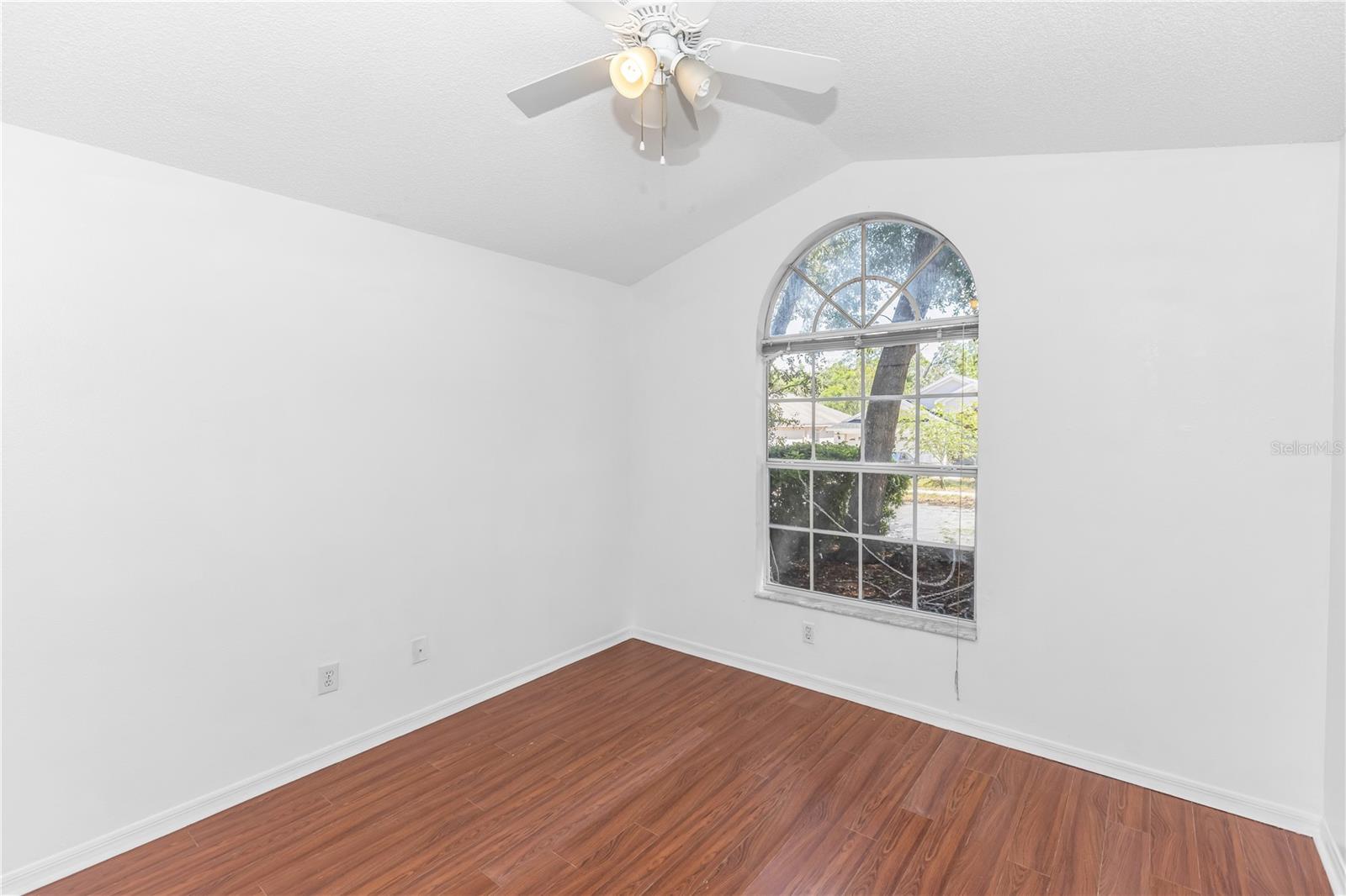 ROYAL OAK ESTATES - Residential