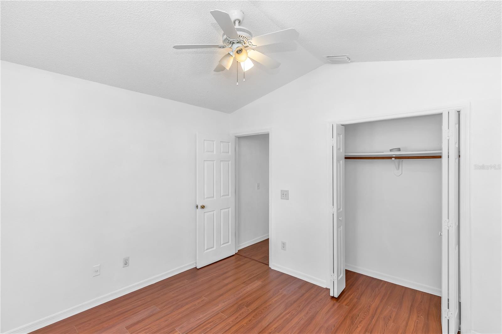 ROYAL OAK ESTATES - Residential