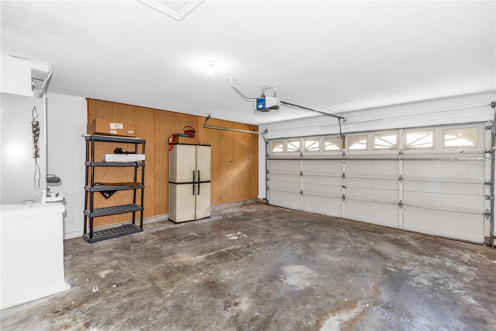 ROYAL OAK ESTATES - Residential