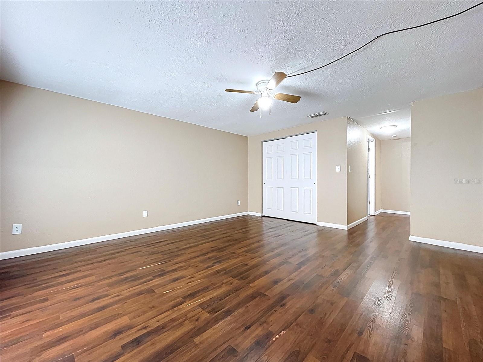 EMBASSY HILLS - Residential