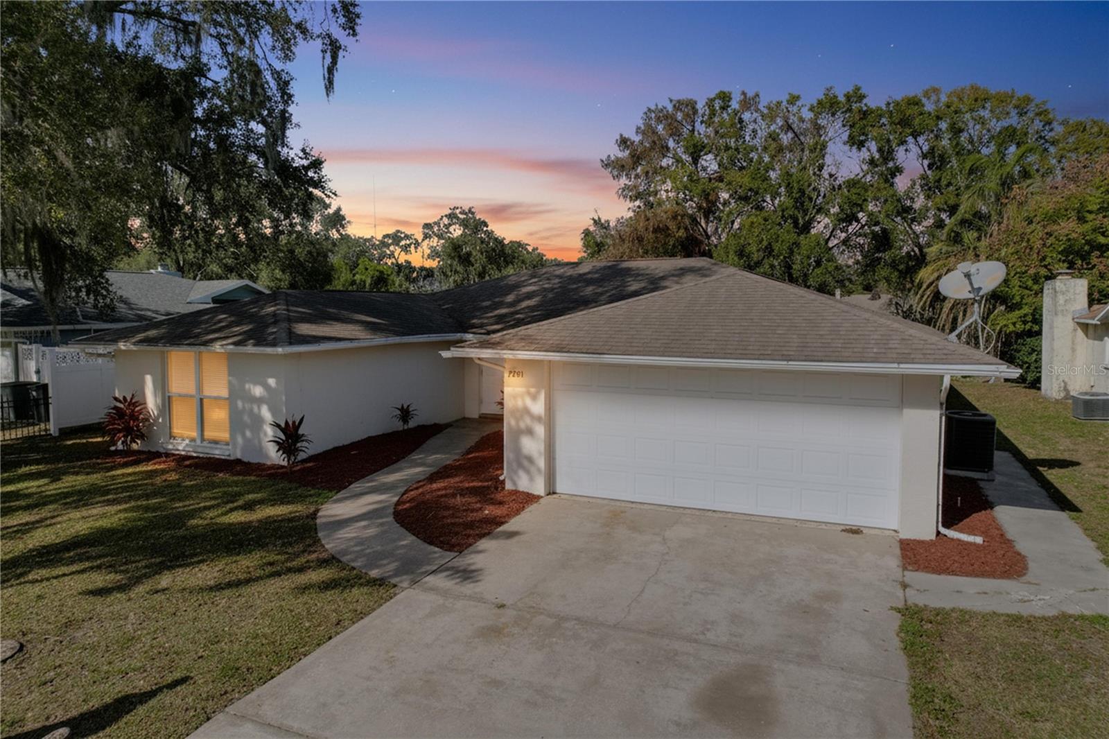 EMBASSY HILLS - Residential