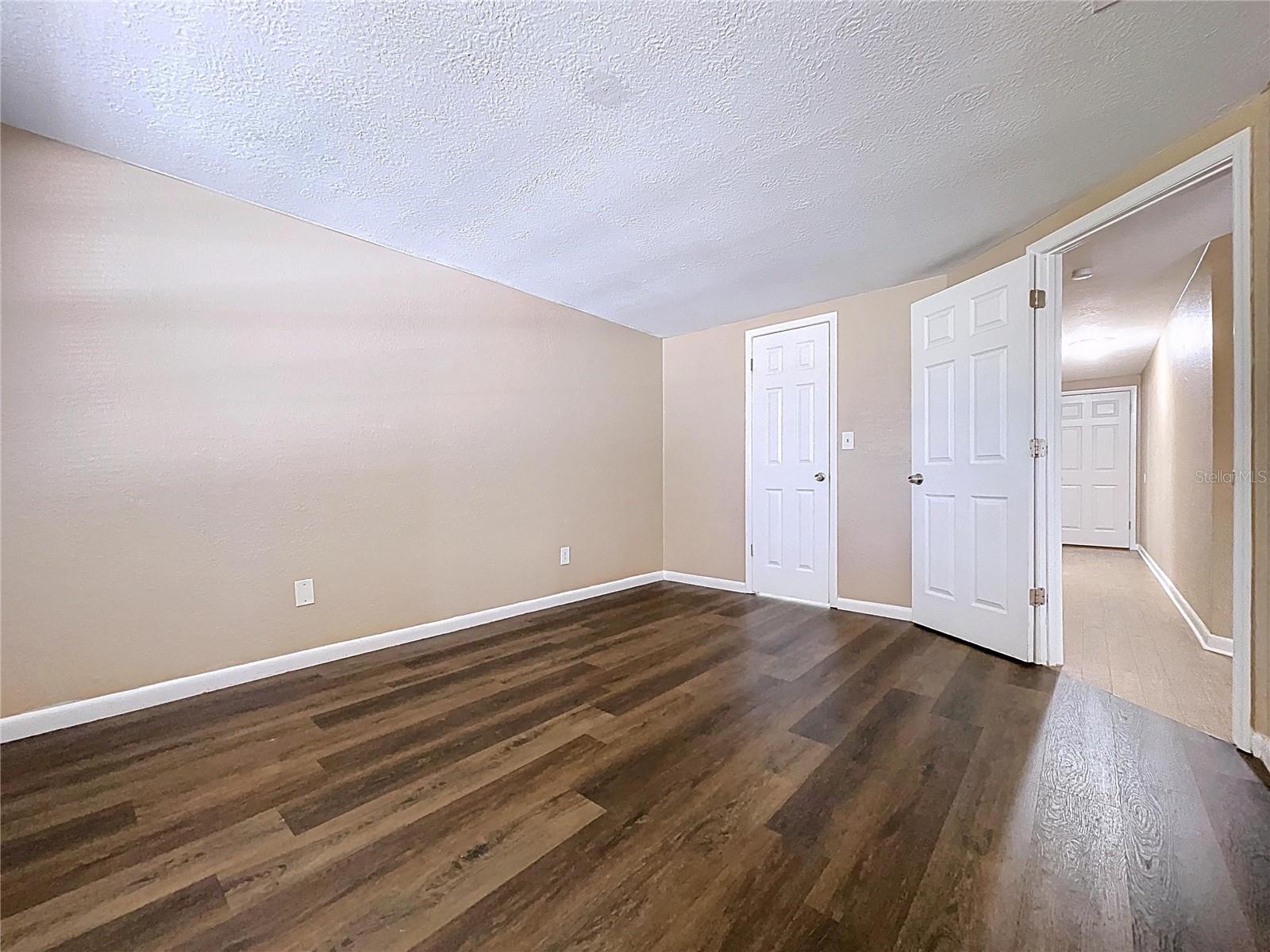 EMBASSY HILLS - Residential