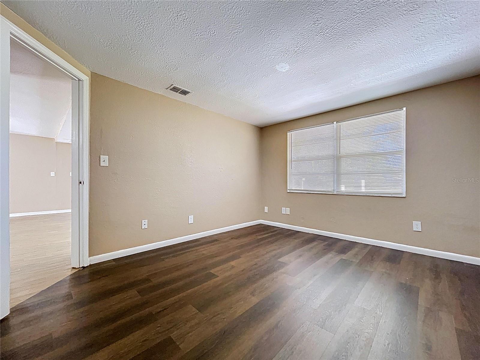 EMBASSY HILLS - Residential