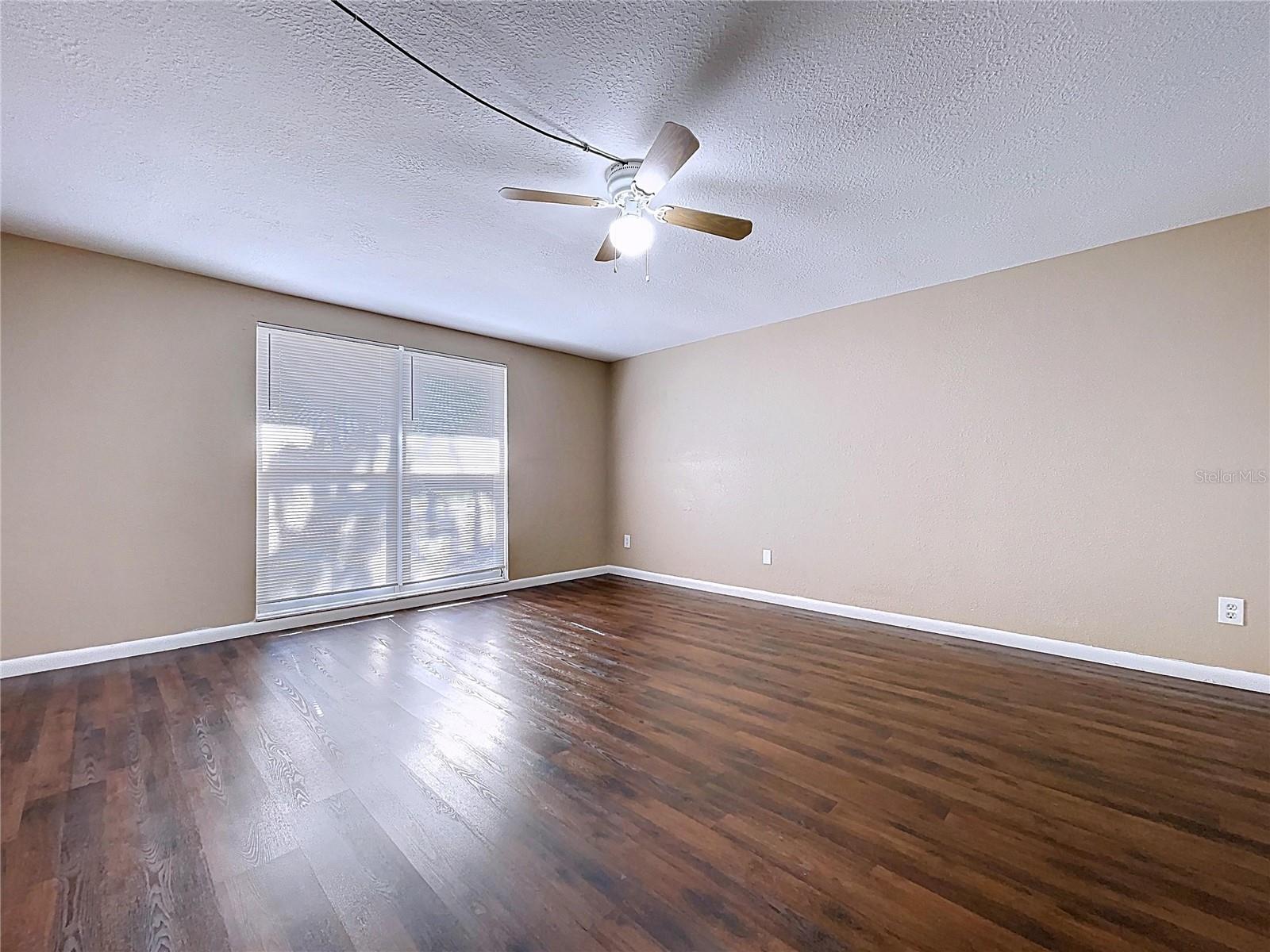 EMBASSY HILLS - Residential