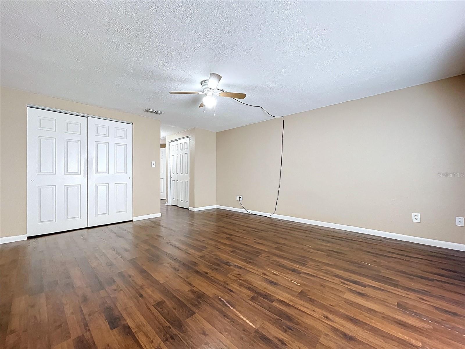 EMBASSY HILLS - Residential