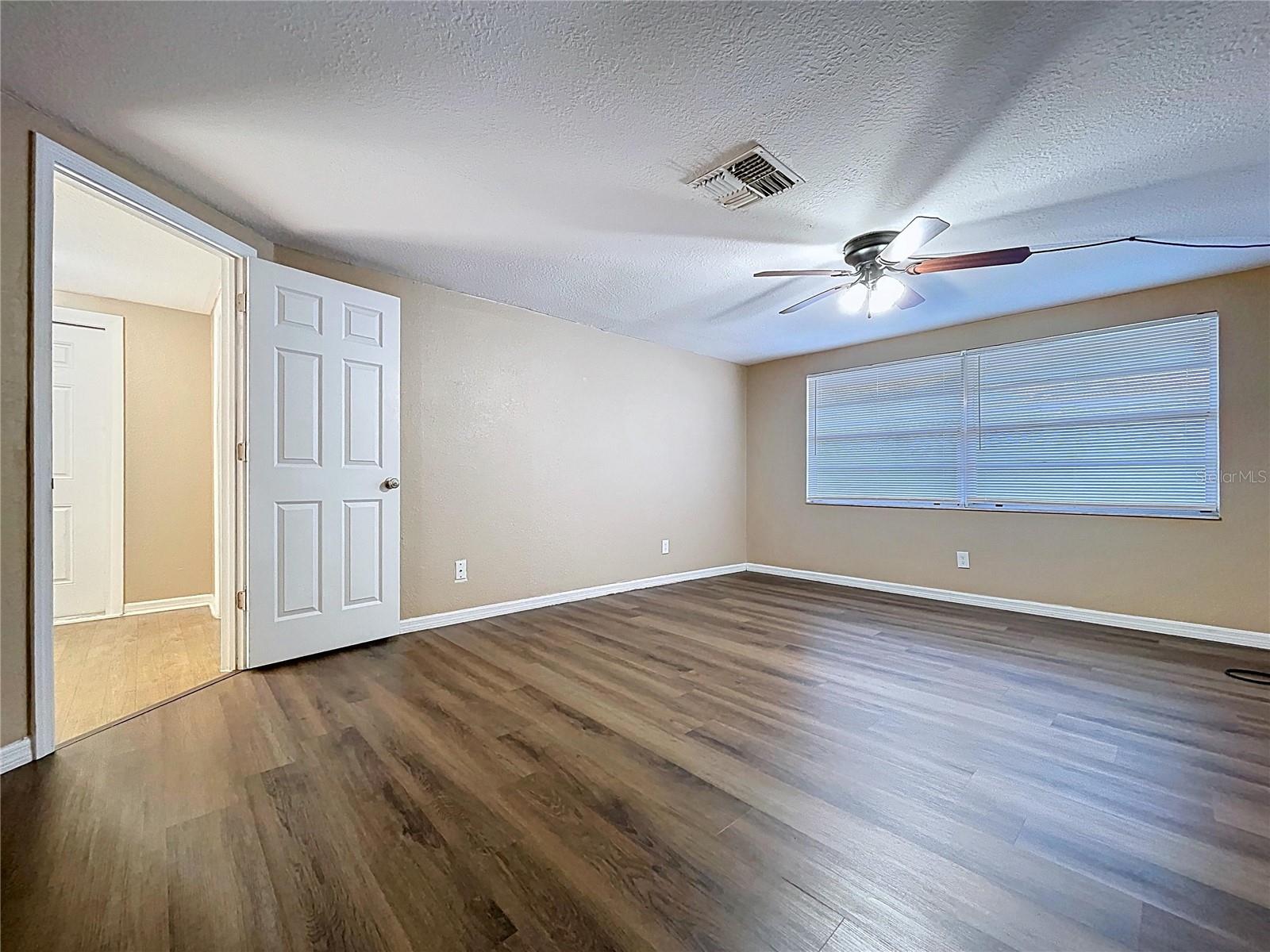 EMBASSY HILLS - Residential