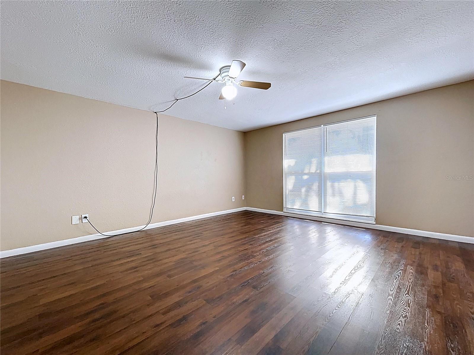 EMBASSY HILLS - Residential