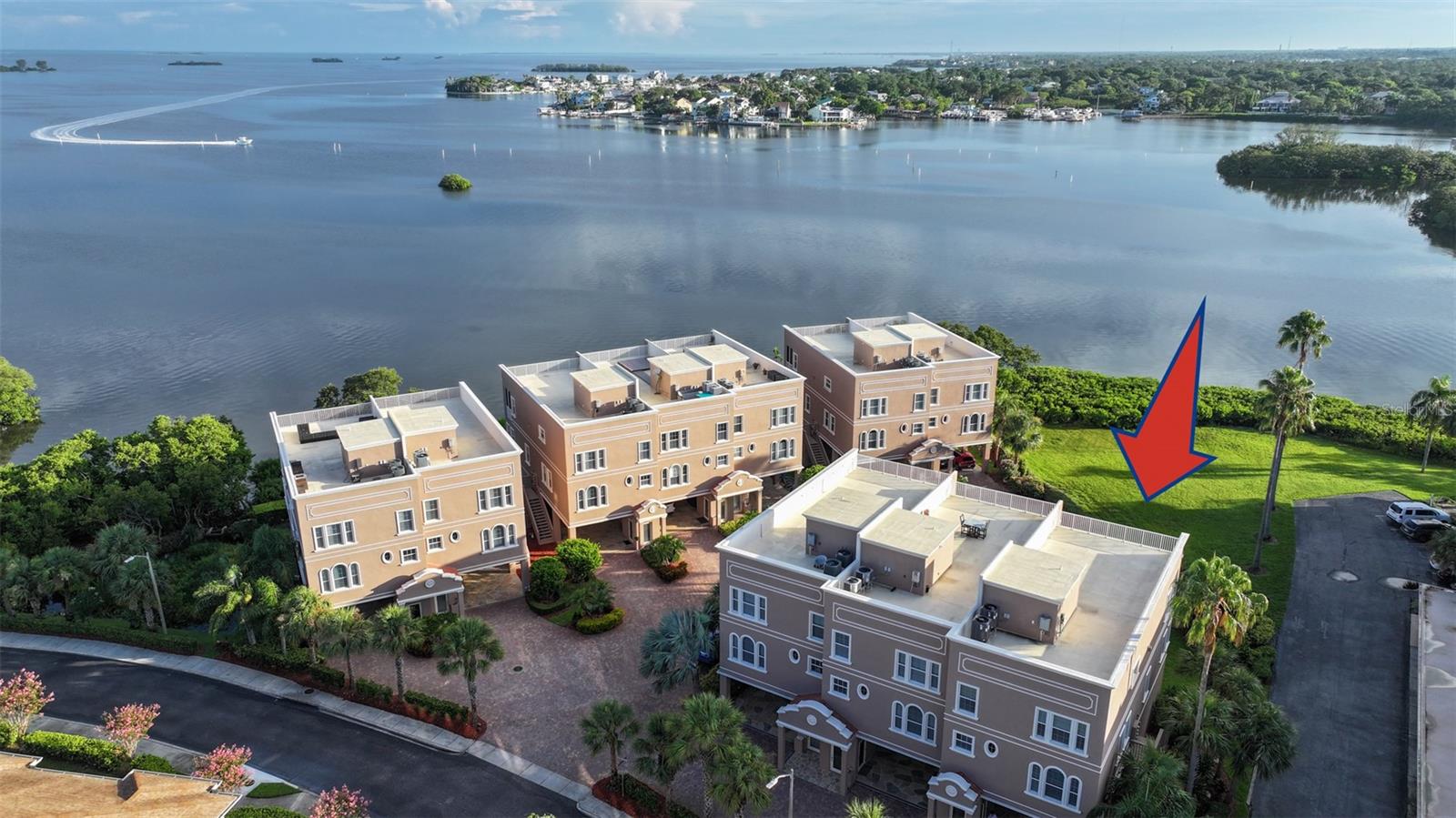 600 RESERVE LANE