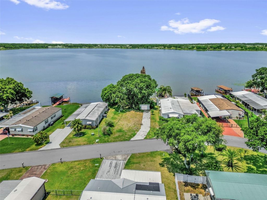 Photo of 2050 Thelma Drive, Lake Alfred, FL 33850 (MLS # TB8508100)