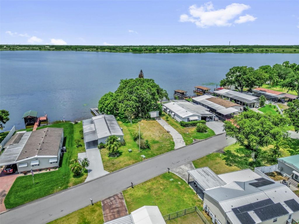 Photo of 2050 Thelma Drive, Lake Alfred, FL 33850 (MLS # TB8508100)