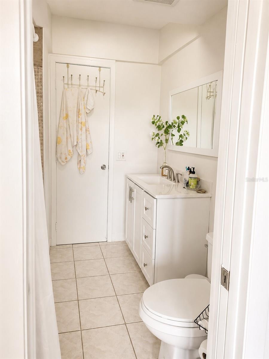 2850 W GOLF BOULEVARD 212