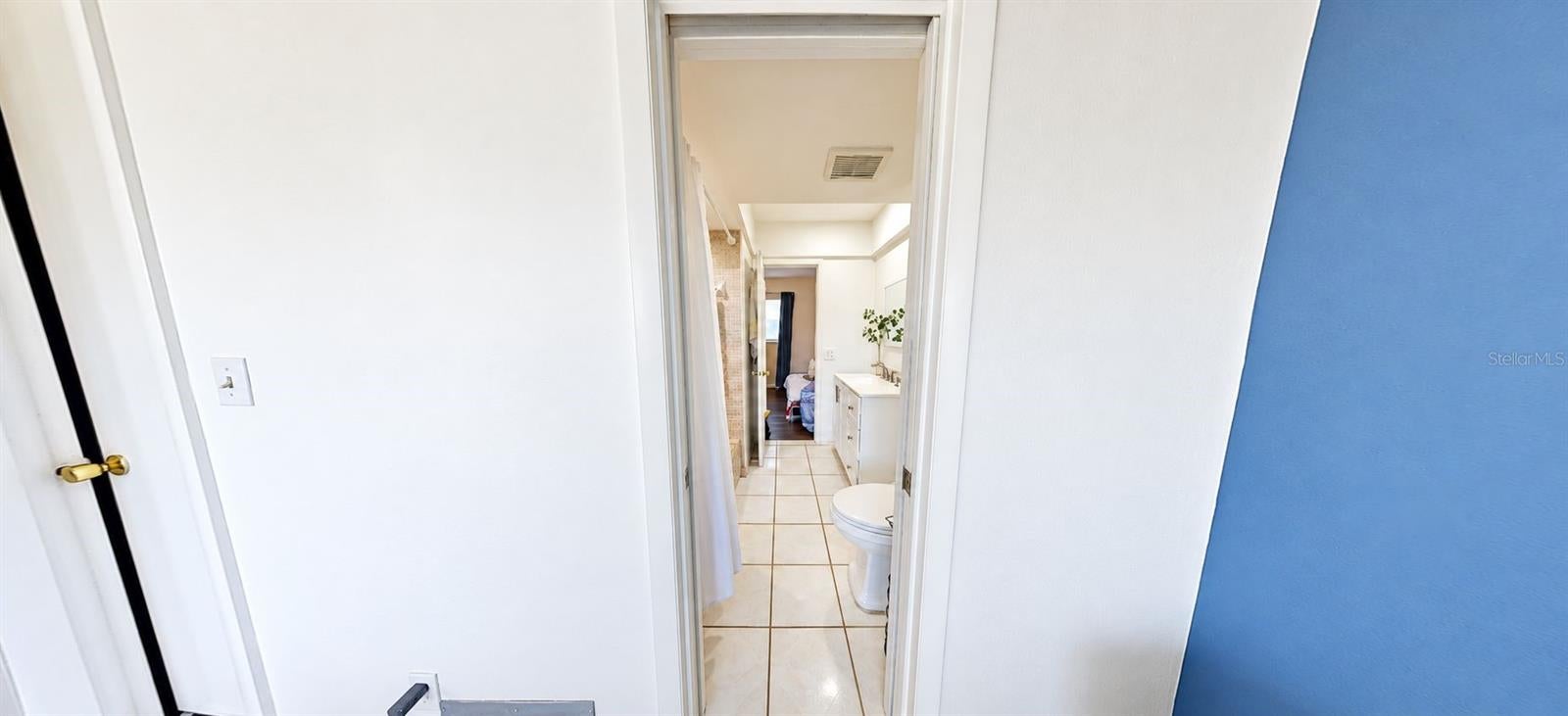 2850 W GOLF BOULEVARD 212