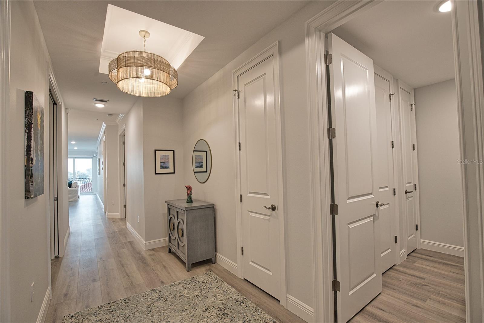 503 N TAMIAMI TRAIL 301