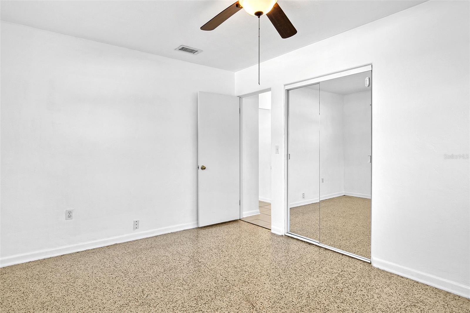 ORANGE PARK - Residential