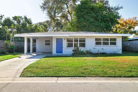 Photo of 2412 Grove Street, Sarasota, FL 34239 (MLS # A4673134)