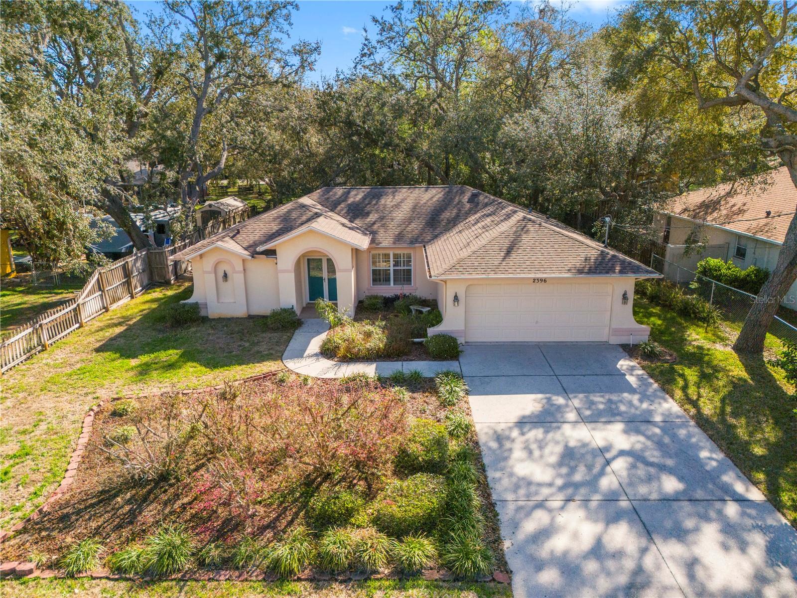 SPRING HILL - Residential