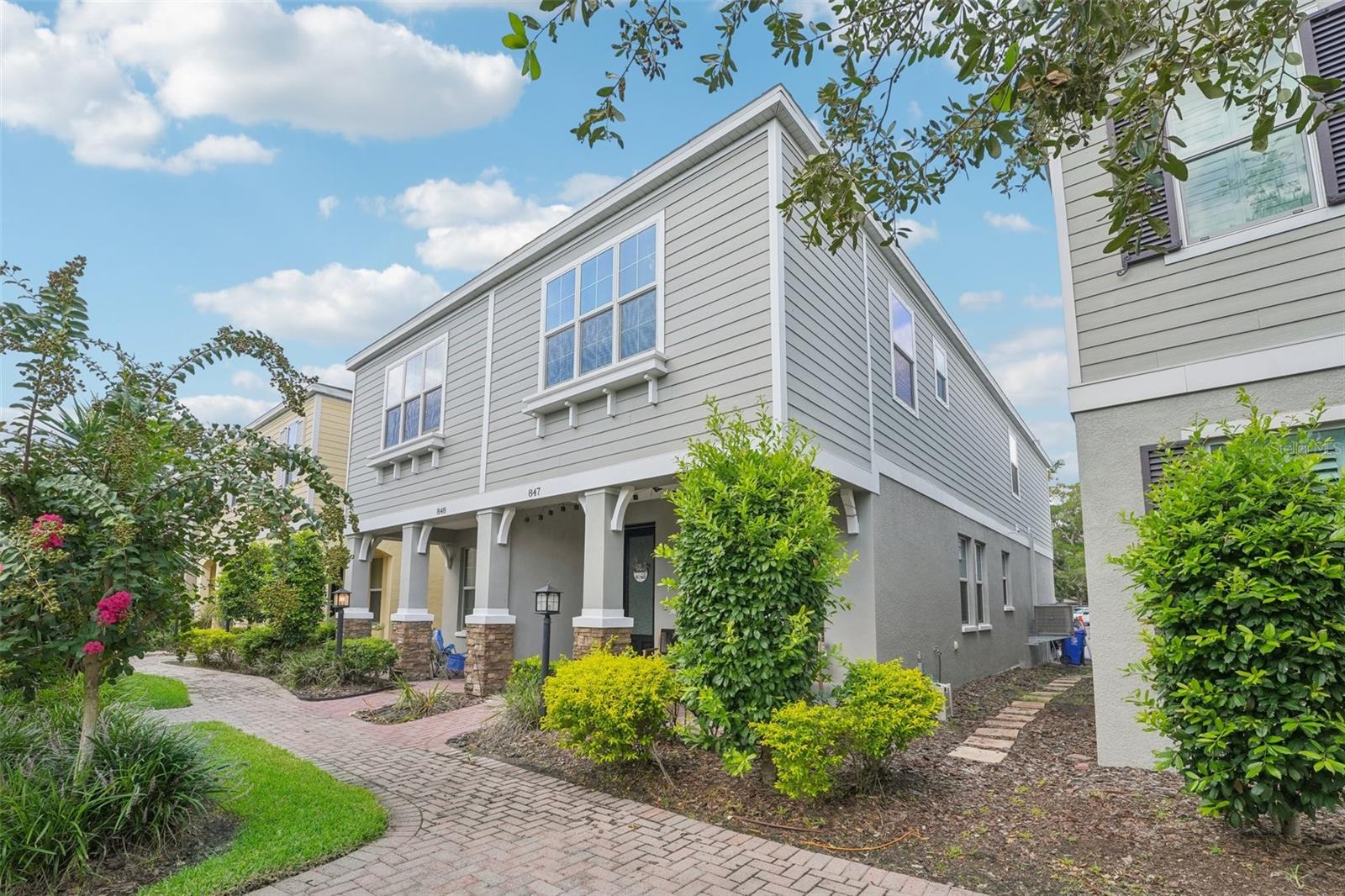 847 AURORA WAY