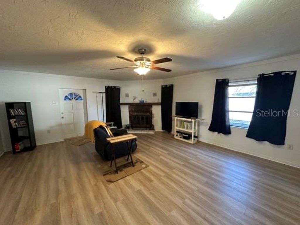 Photo of 5731 90th Avenue N, Pinellas Park, FL 33782 (MLS # R4910721)