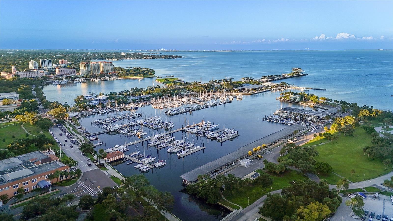 SIGNATURE PLACE CONDO - Residential