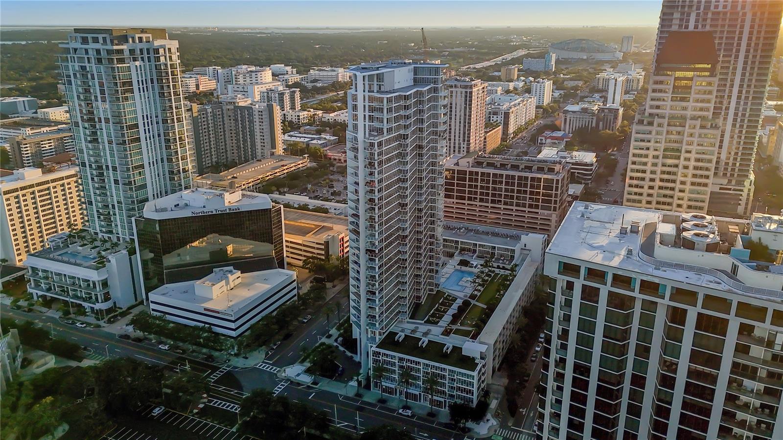 SIGNATURE PLACE CONDO - Residential