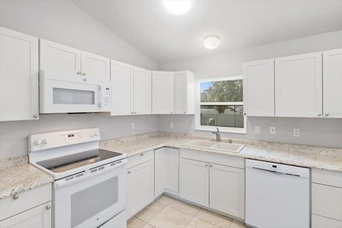 Tiny photo for 8372 SE 156th Street, Summerfield, FL 34491 (MLS # OM734429)