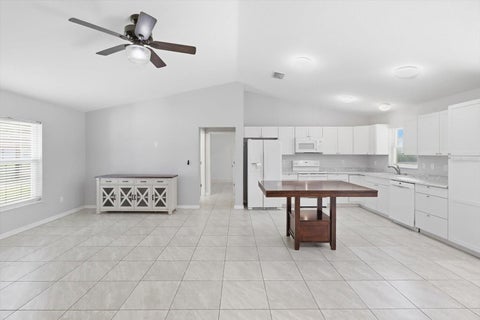 Tiny photo for 8372 SE 156th Street, Summerfield, FL 34491 (MLS # OM734429)