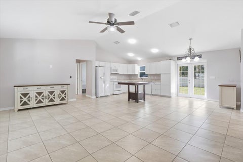 Tiny photo for 8372 SE 156th Street, Summerfield, FL 34491 (MLS # OM734429)