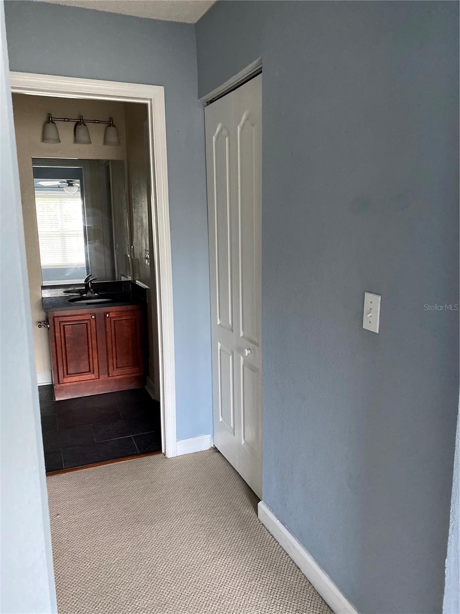 MIRIADA CONDO - Residential