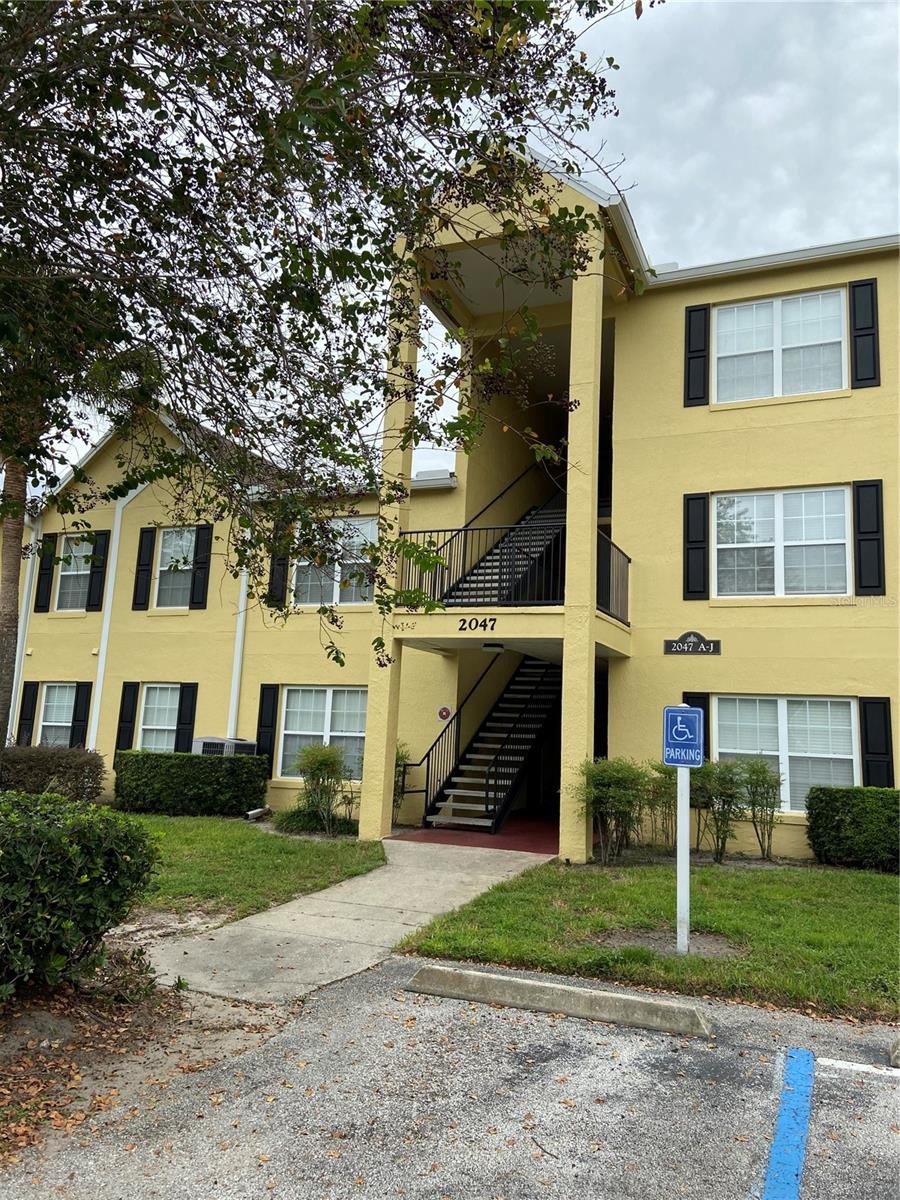 MIRIADA CONDO - Residential