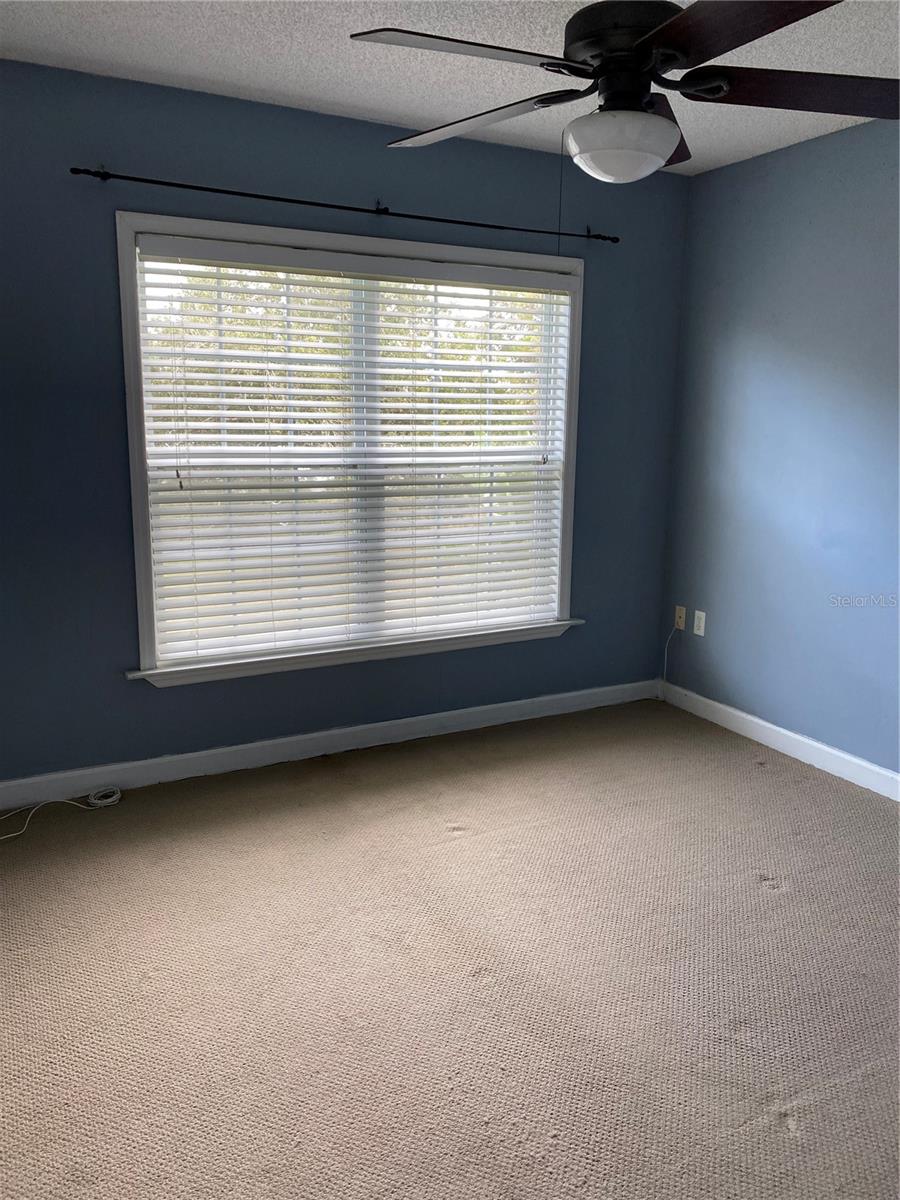MIRIADA CONDO - Residential