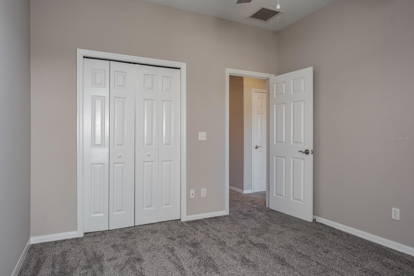 BAYOU GRANDE TOWNHOME COMMUNITY - Residential Lease