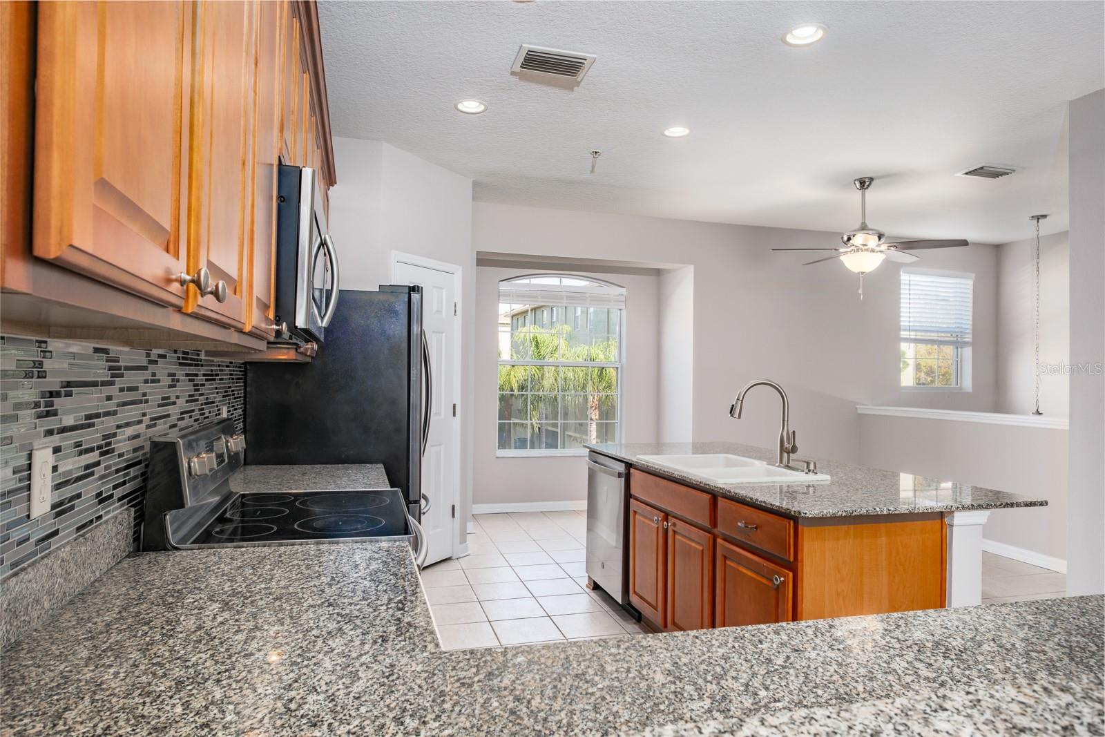 BAYOU GRANDE TOWNHOME COMMUNITY - Residential Lease