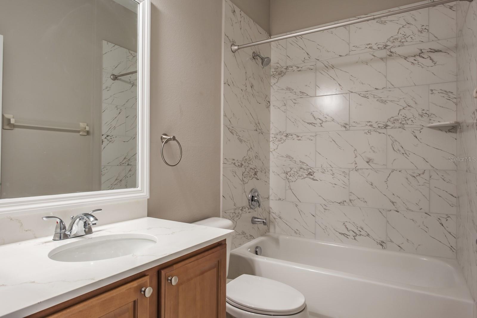 BAYOU GRANDE TOWNHOME COMMUNITY - Residential Lease