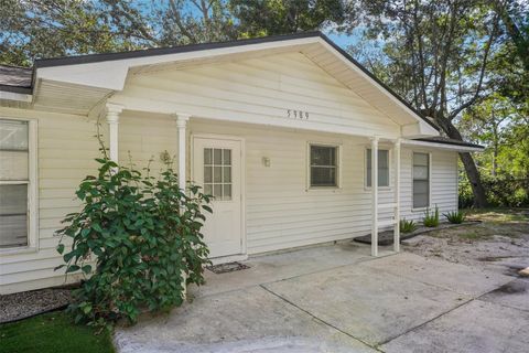 Photo of 5989 SE 159th Court, Ocklawaha, FL 32179 (MLS # G5100641)